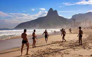 Пляжные районы Бразилии, где каждый отдыхается по-своему
