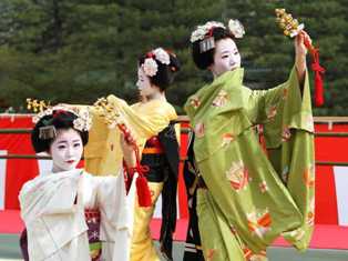 Погружение в культуру Японии: изучение гейш и традиционной кухни