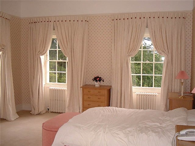 Дизайнерские шторы для спальни